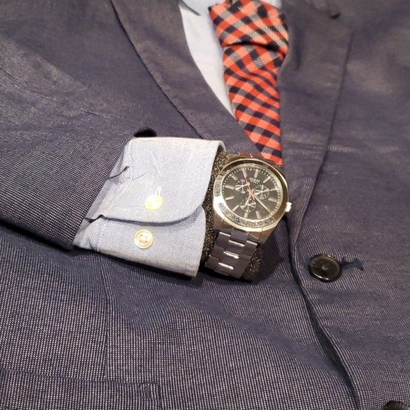 VTG Vintage Men's Guess Watch - Picture 1 of 8